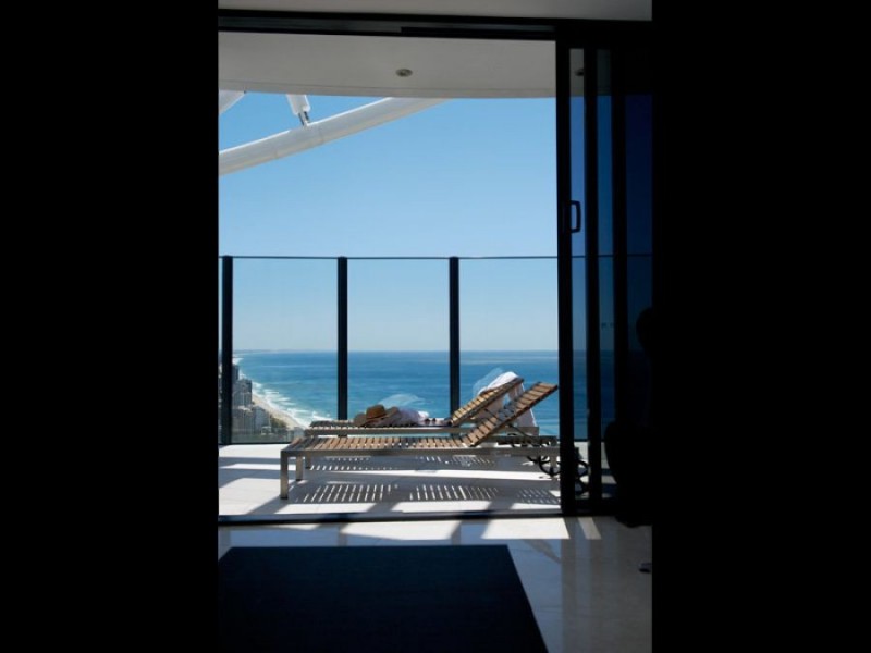 5001 / 1 Oracle Boulevard, Broadbeach QLD 4218