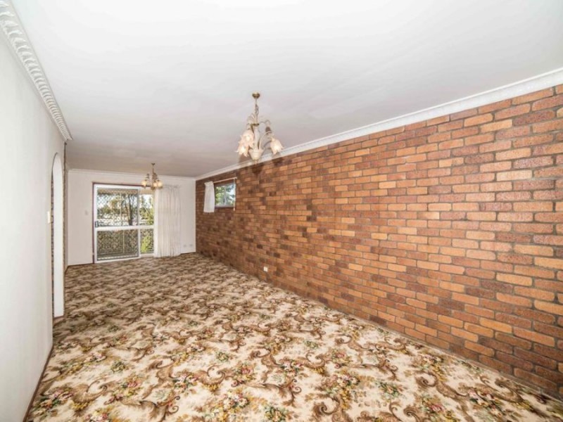 88 WEST BURLEIGH ROAD, Burleigh Heads QLD 4220