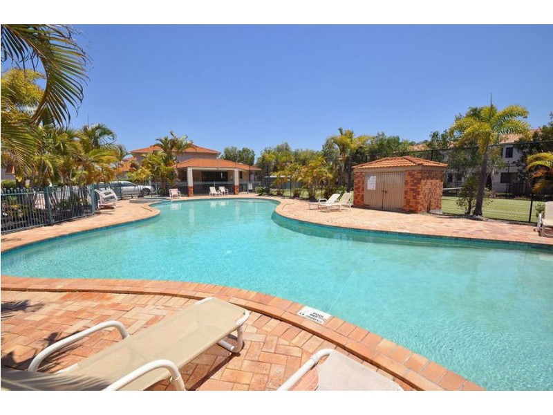 26 / 3 – 21 Regensberg Close, Varsity Lakes QLD 4227