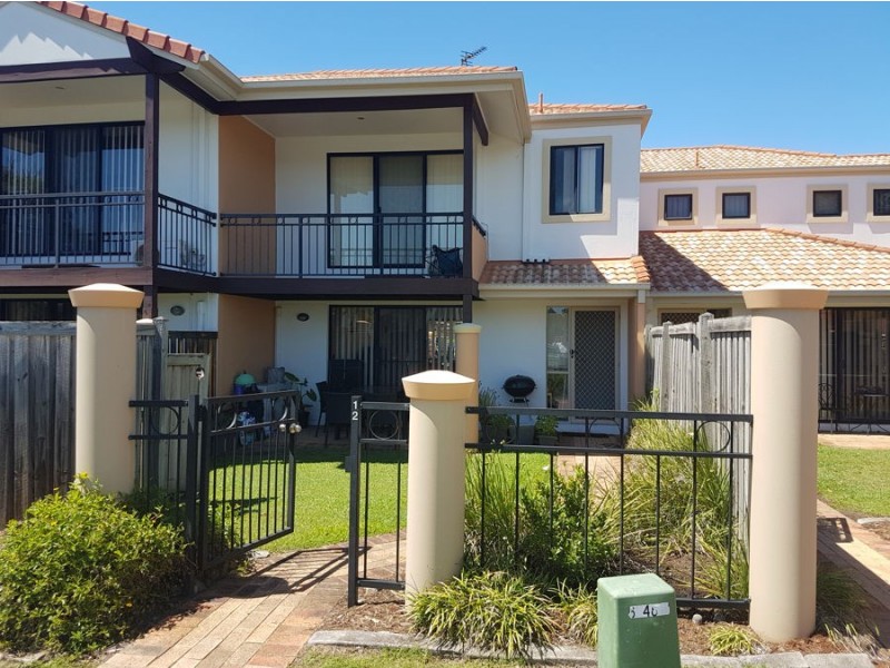 12 / 302 CHRISTINE AVENUE, Varsity Lakes QLD 4227