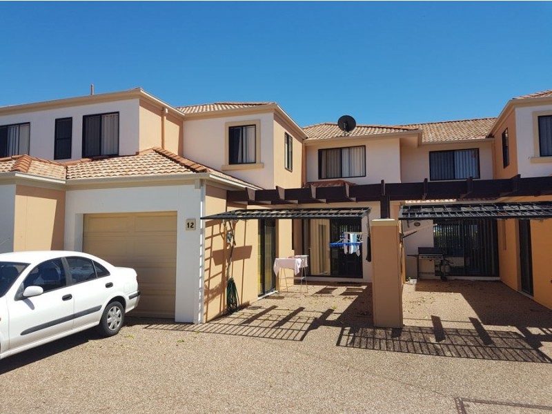 12 / 302 CHRISTINE AVENUE, Varsity Lakes QLD 4227