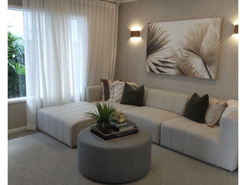 2 / 18A MALENY STREET, Landsborough QLD 4550