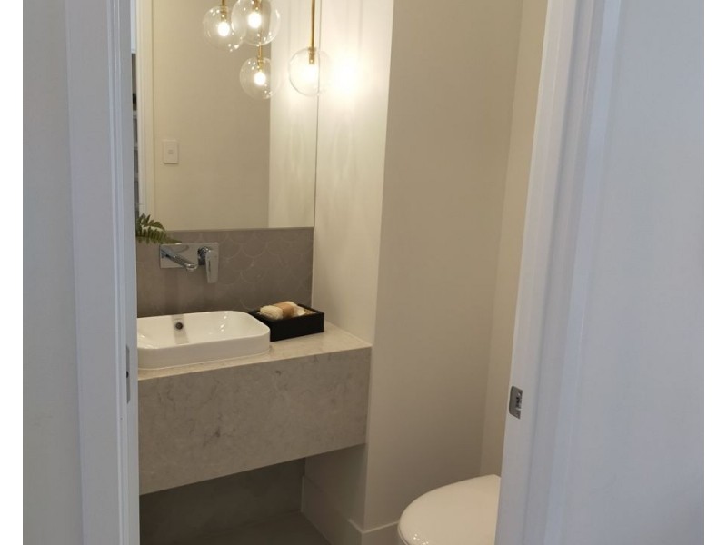 2 / 18A MALENY STREET, Landsborough QLD 4550