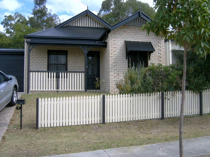 7 Sunsail Lane, Springfield Lakes QLD 4300