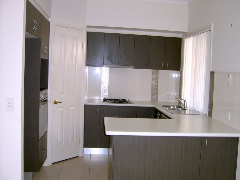 7 Sunsail Lane, Springfield Lakes QLD 4300