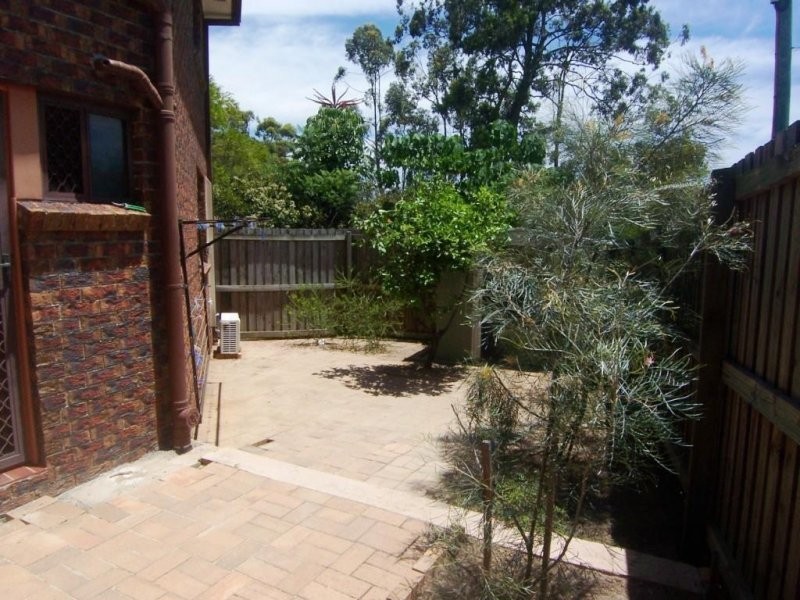 1/93-95 Barbaralla Drive, Springwood QLD 4127