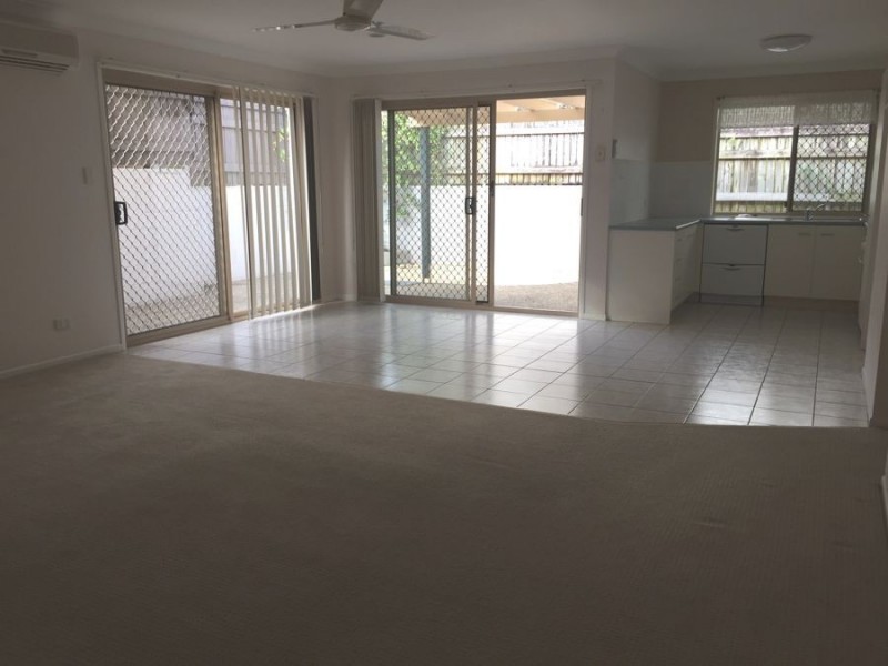 1/70 Franklin Street, Annerley QLD 4103