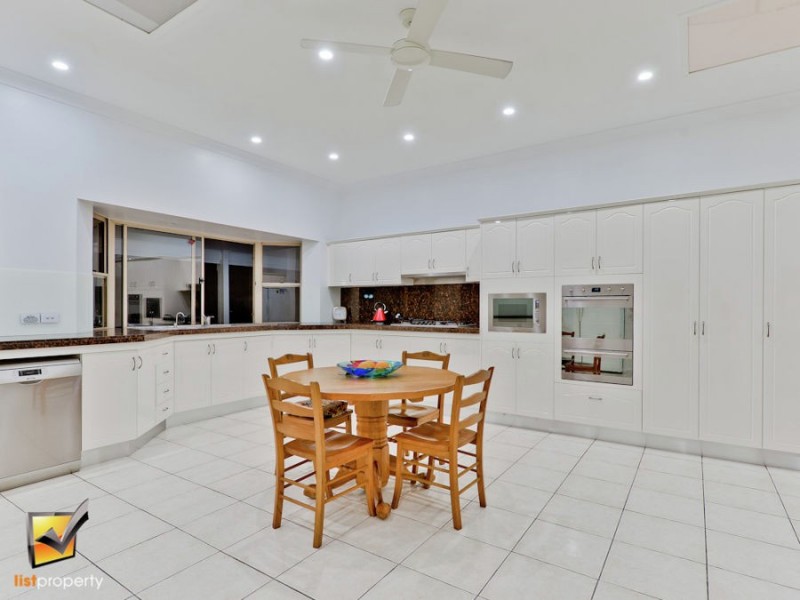 316 Teviot Rd, Carbrook QLD 4130