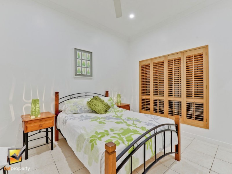 316 Teviot Rd, Carbrook QLD 4130