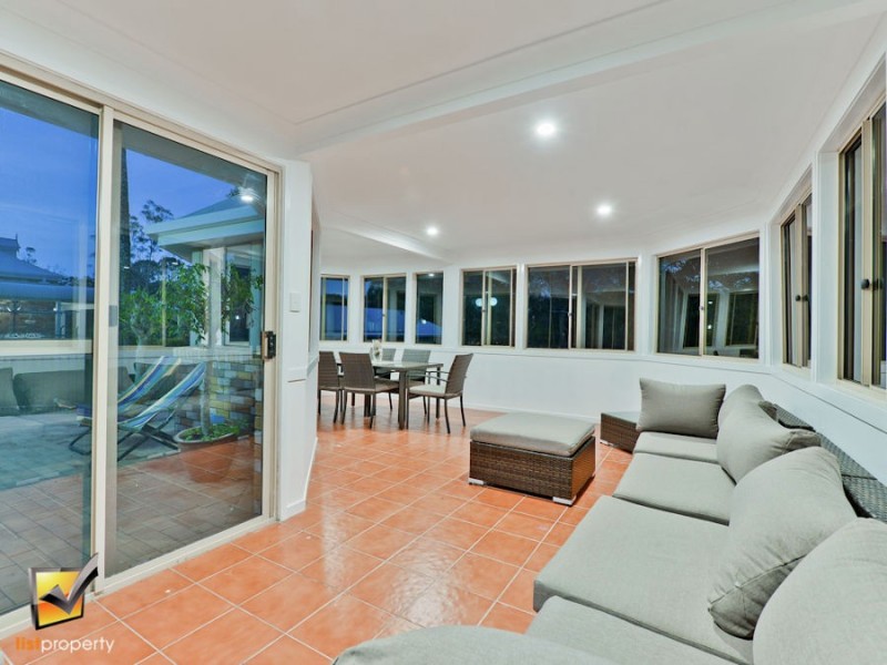 316 Teviot Rd, Carbrook QLD 4130