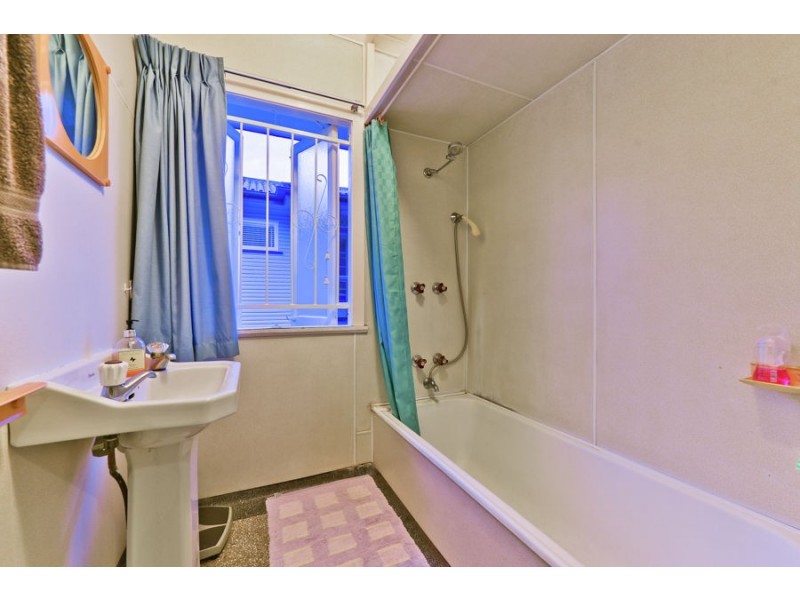 86 Fingal Street, Tarragindi QLD 4121