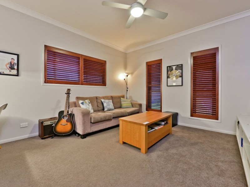 50 Monash Road, Tarragindi QLD 4121