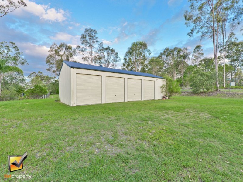 4 Dunnart Rd, Greenbank QLD 4124
