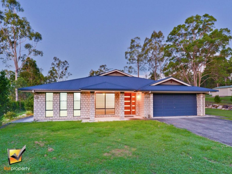 4 Dunnart Rd, Greenbank QLD 4124
