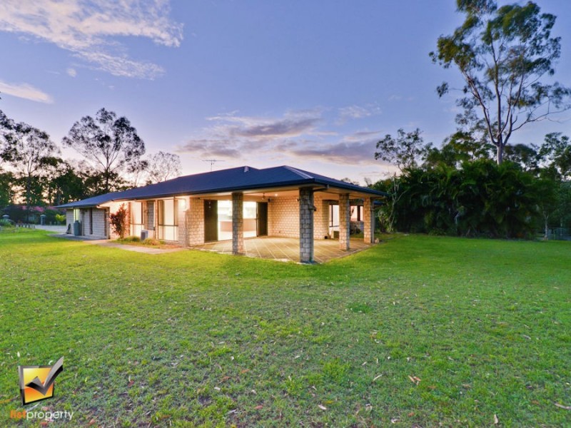 4 Dunnart Rd, Greenbank QLD 4124