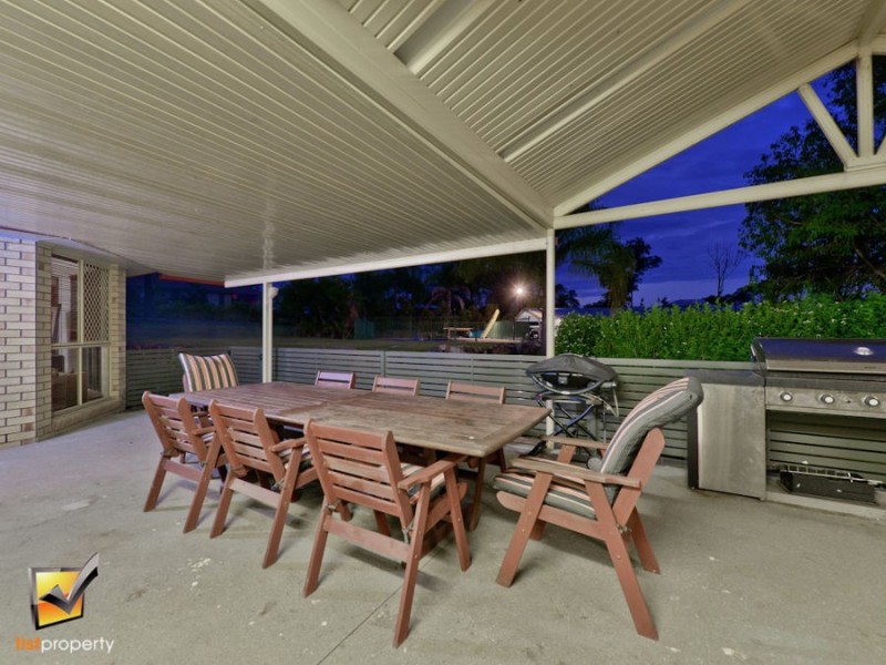 5 Bellbird Dr, Greenbank QLD 4124
