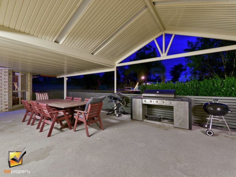 5 Bellbird Dr, Greenbank QLD 4124