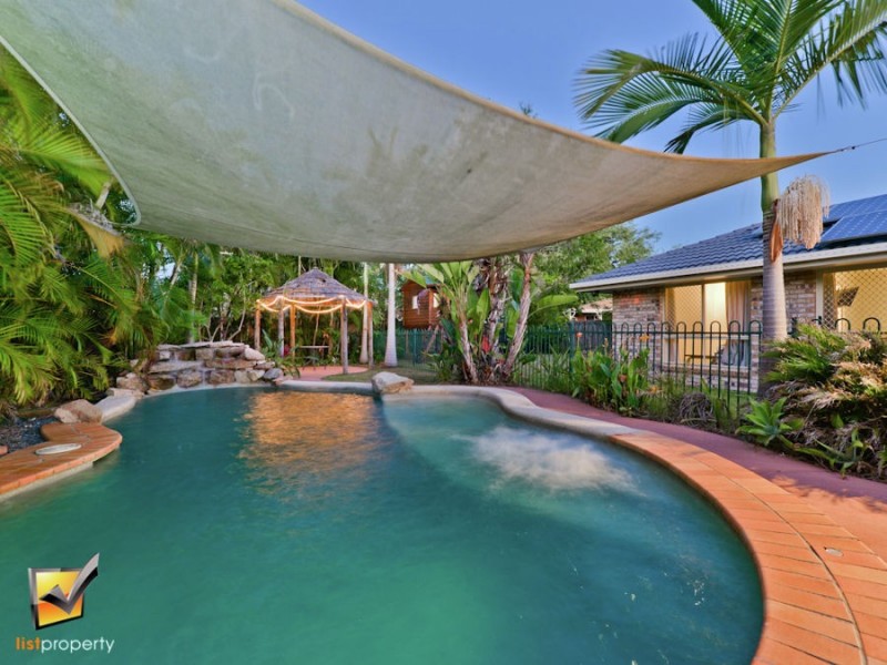 8 Sabak St, Tanah Merah QLD 4128