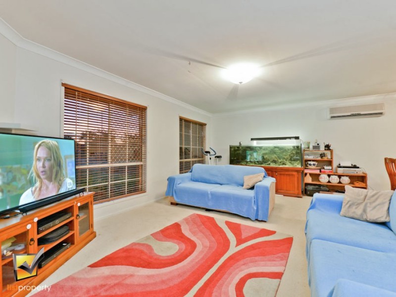 8 Sabak St, Tanah Merah QLD 4128