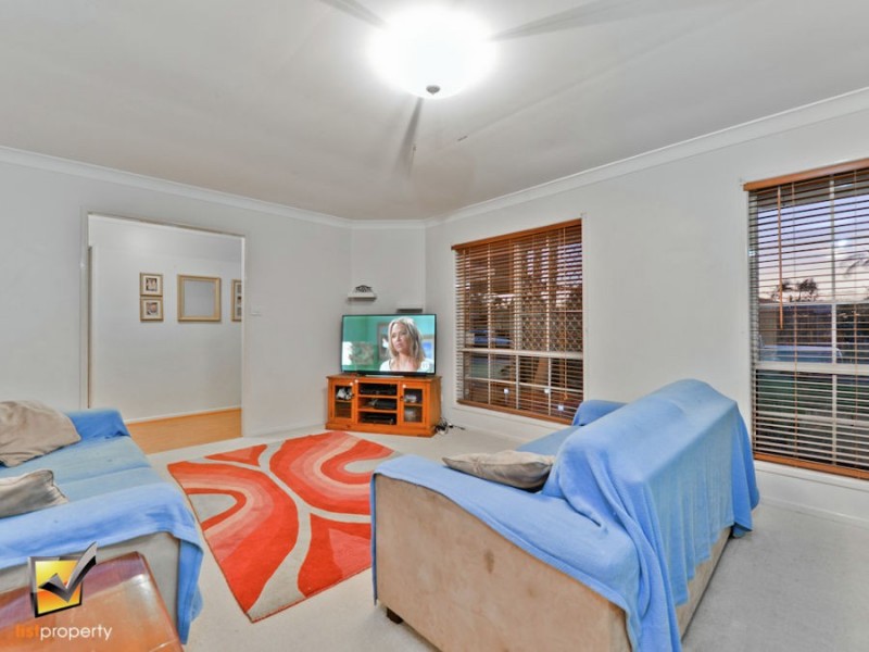 8 Sabak St, Tanah Merah QLD 4128