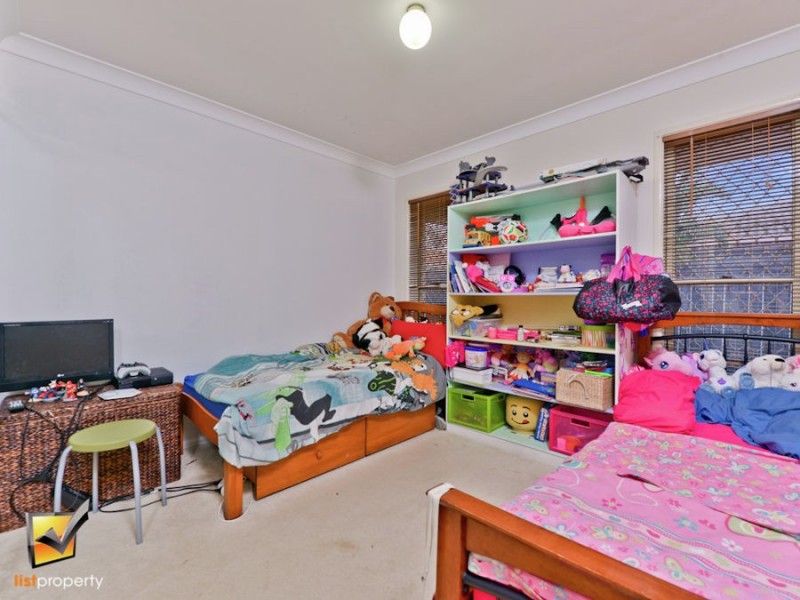 8 Sabak St, Tanah Merah QLD 4128