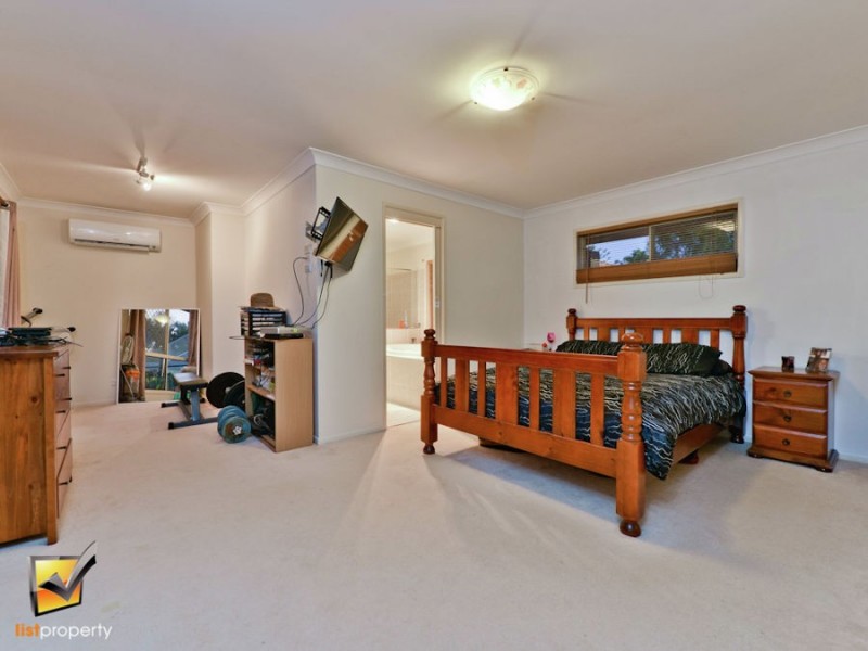 8 Sabak St, Tanah Merah QLD 4128