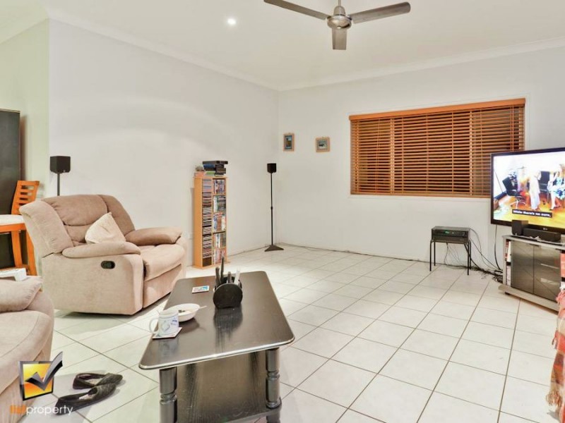 64 Nullarbor Circuit, Forest Lake QLD 4078