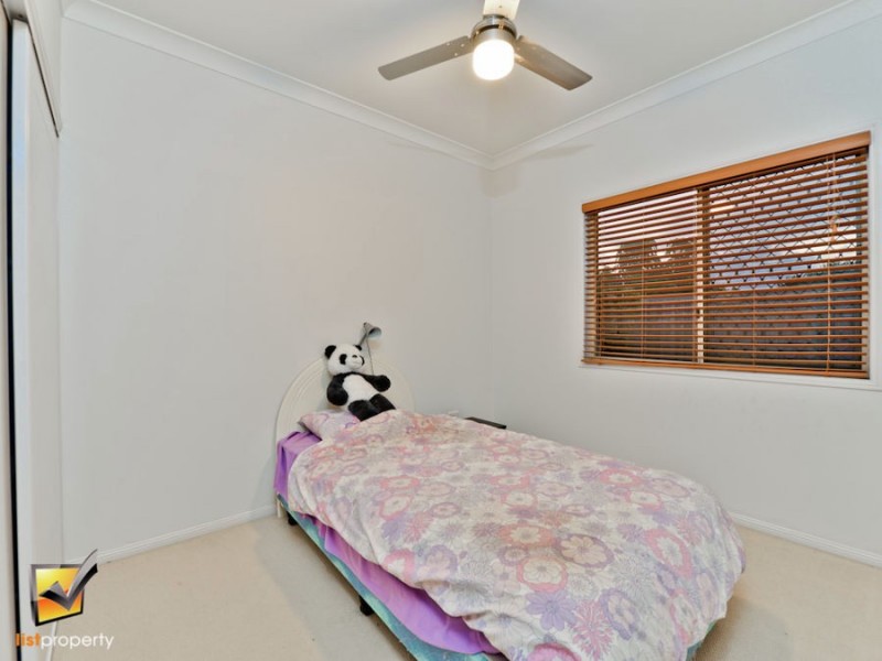 64 Nullarbor Circuit, Forest Lake QLD 4078
