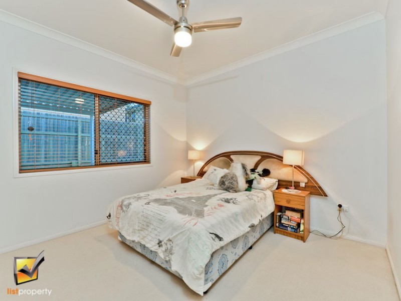 64 Nullarbor Circuit, Forest Lake QLD 4078
