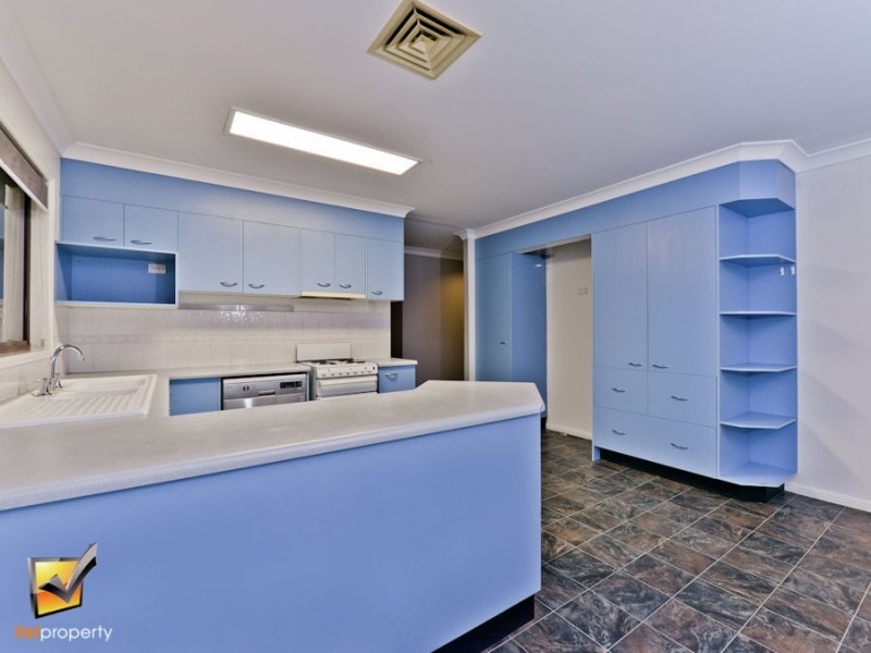 6 Alison St, Boronia Heights QLD 4124