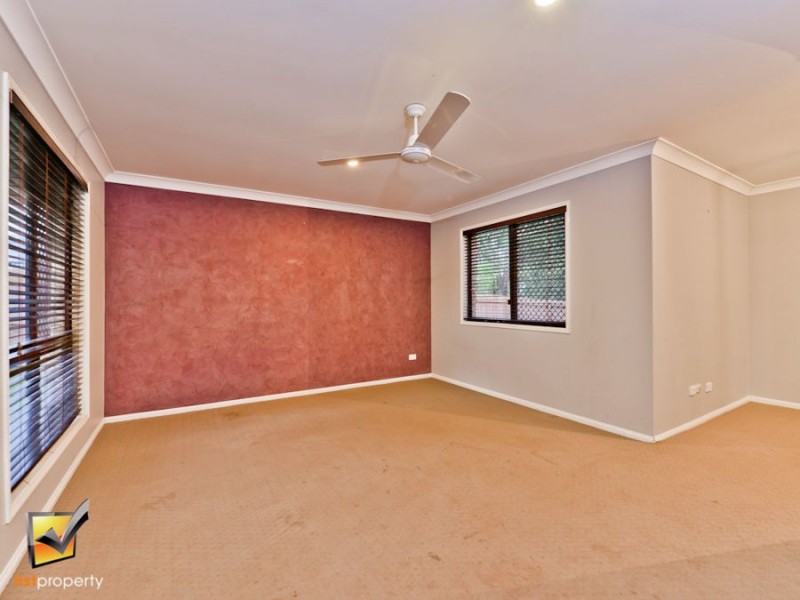 6 Alison St, Boronia Heights QLD 4124