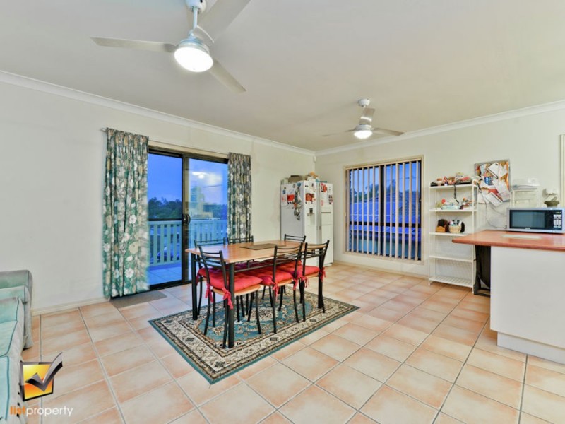 4 Vromans Court, Edens Landing QLD 4207