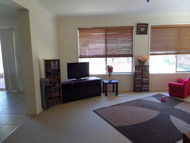 21 Appleblossom Place, Eight Mile Plains QLD 4113