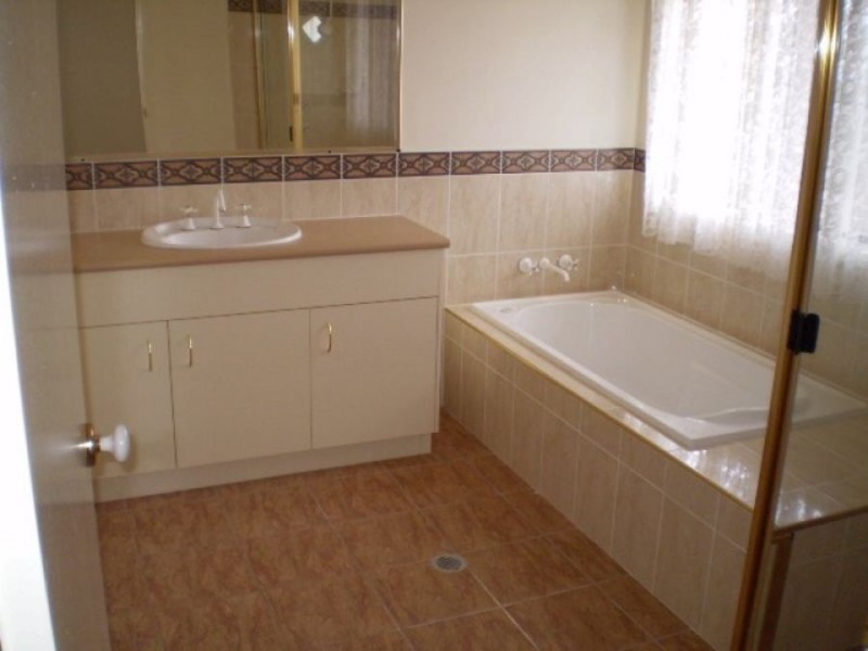 21 Appleblossom Place, Eight Mile Plains QLD 4113