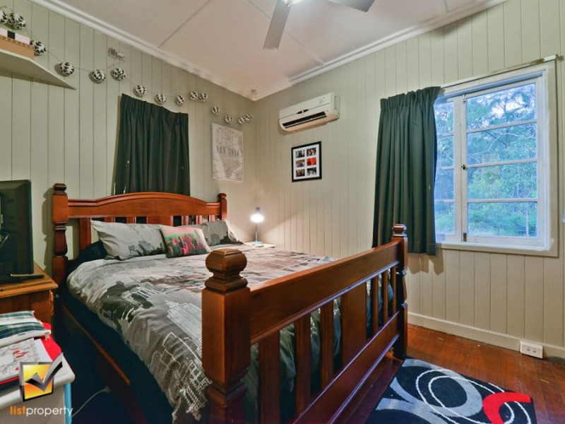 227 Randle Rd, Buccan QLD 4207