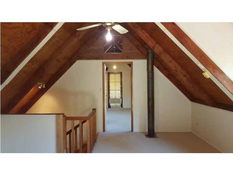 96 Station Road, Loganlea QLD 4131