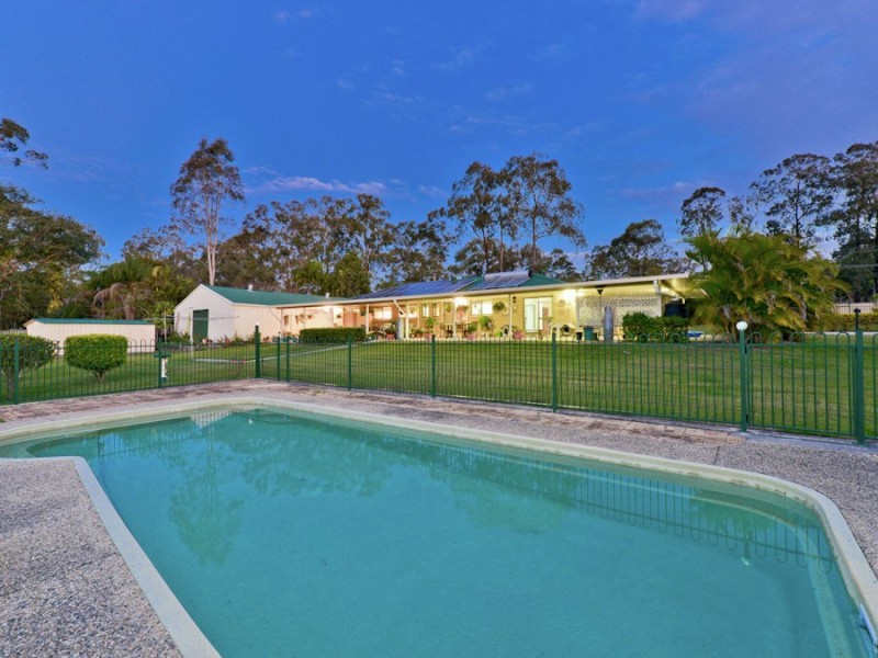 52-58 Crest Road, Greenbank QLD 4124