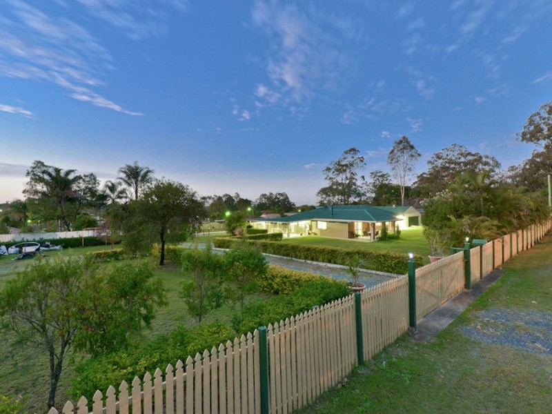 52-58 Crest Road, Greenbank QLD 4124