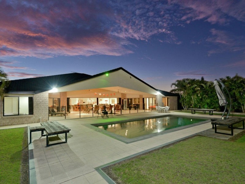 26 Victor St, Boronia Heights QLD 4124