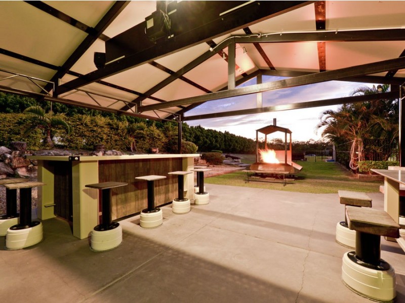 26 Victor St, Boronia Heights QLD 4124