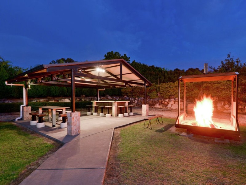 26 Victor St, Boronia Heights QLD 4124