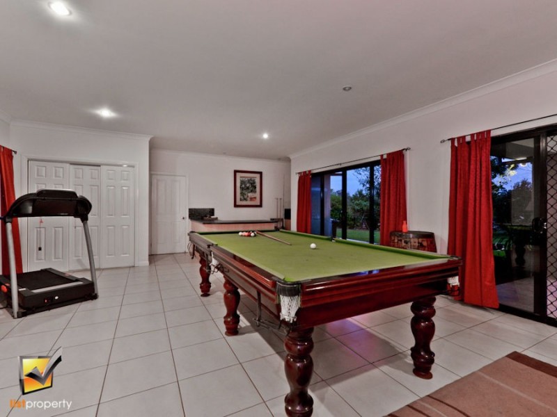 98 Beacon Rd, North Tamborine QLD 4272