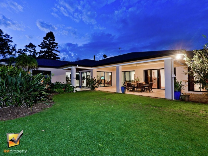 98 Beacon Rd, North Tamborine QLD 4272