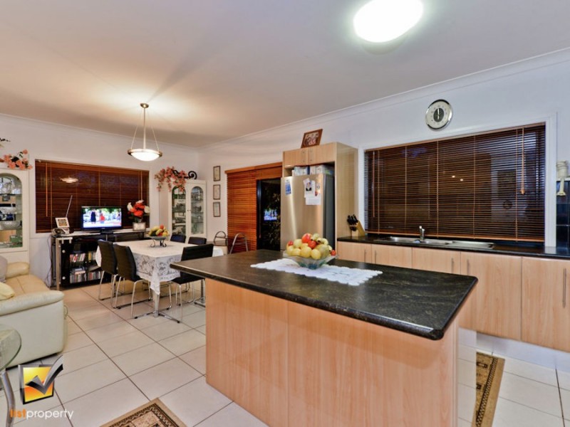98 Beacon Rd, North Tamborine QLD 4272
