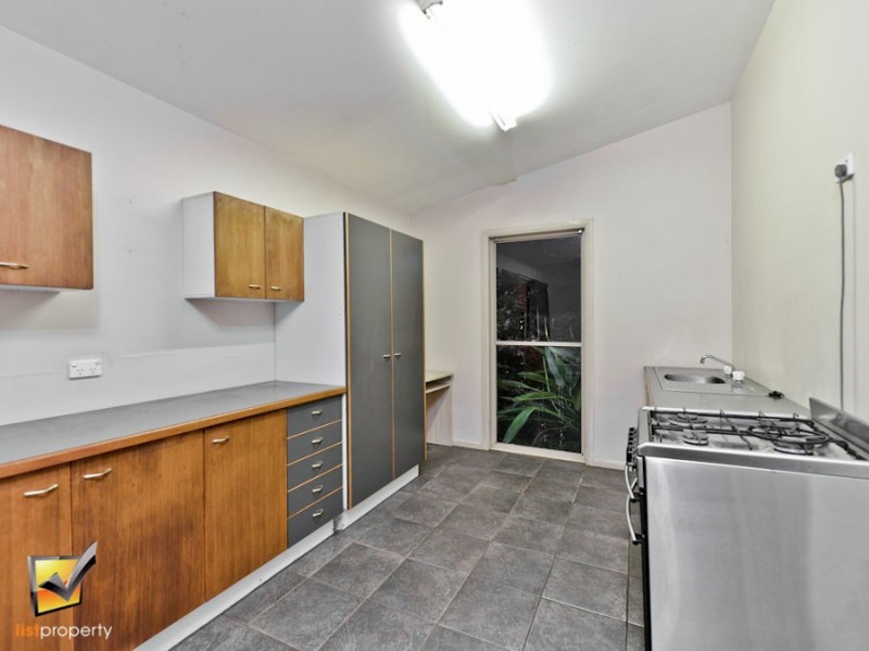 98 Beacon Rd, North Tamborine QLD 4272