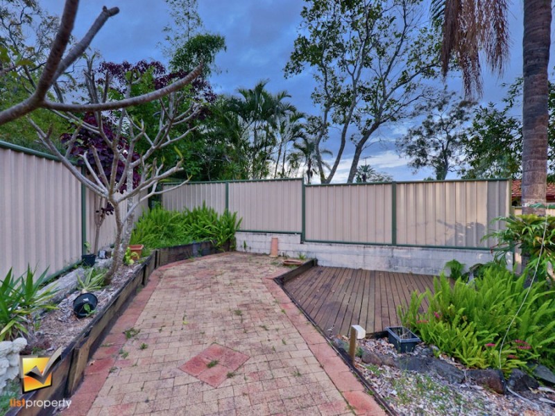 40/19 Ben Lexcen Ct, Mount Warren Park QLD 4207