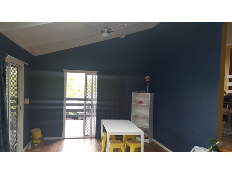 11 DODWELL STREET, Holland Park West QLD 4121