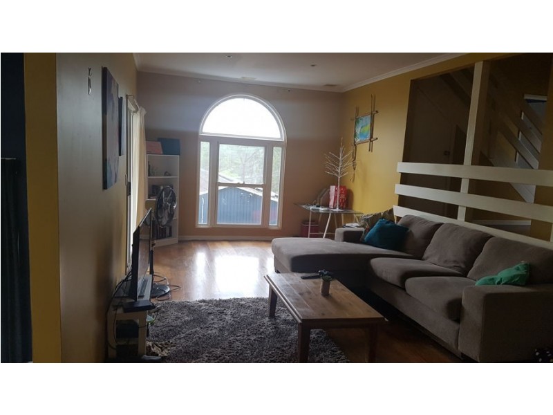 11 DODWELL STREET, Holland Park West QLD 4121