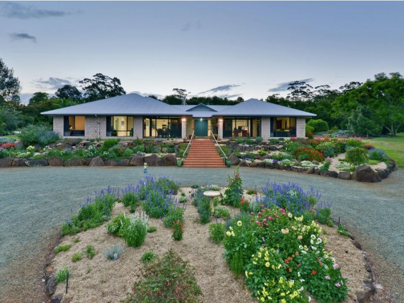 31-45 Curtis Rd, Tamborine Mountain QLD 4272