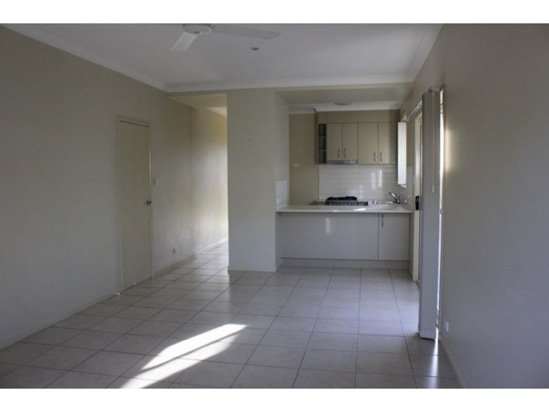 16 Hyde Avenue, Springfield Lakes QLD 4300